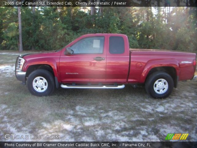 2005 GMC Canyon SLE Extended Cab in Cherry Red Metallic