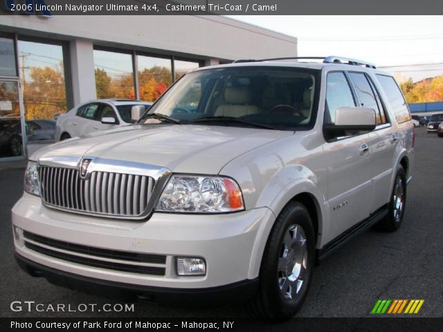 2006 Lincoln Navigator Ultimate 4x4 in Cashmere Tri-Coat