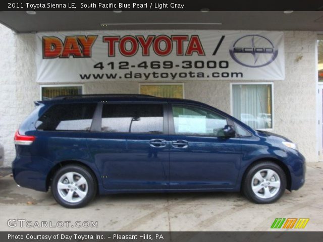 2011 Toyota Sienna LE in South Pacific Blue Pearl