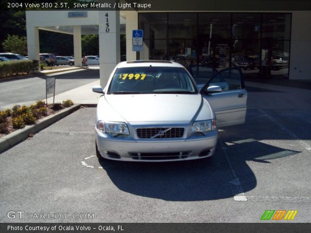2004 Volvo S80 2.5T in Silver Metallic