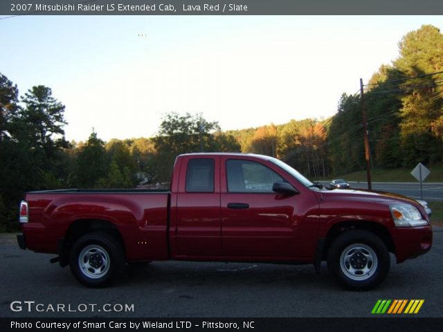 2007 Mitsubishi Raider LS Extended Cab in Lava Red