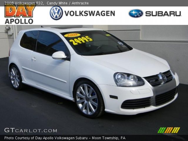2008 Volkswagen R32  in Candy White