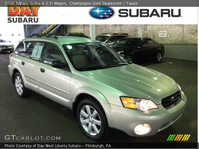 2006 Subaru Outback 2.5i Wagon in Champagne Gold Opalescent