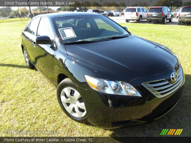 2009 Toyota Camry Hybrid in Black