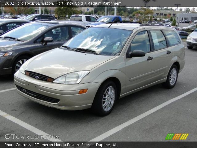2002 Ford Focus SE Wagon in Fort Knox Gold