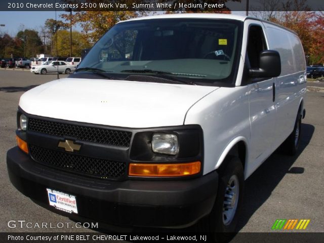2010 Chevrolet Express 2500 Work Van in Summit White