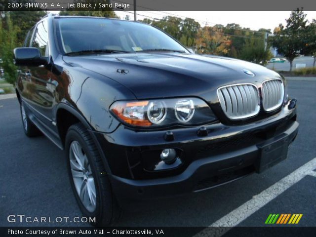 2005 BMW X5 4.4i in Jet Black