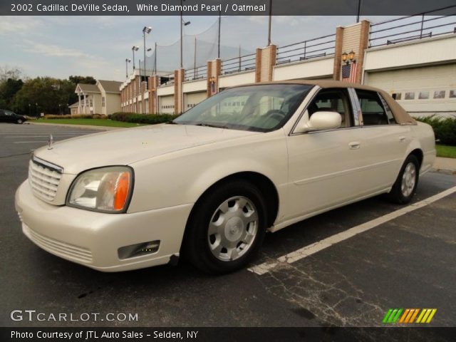 2002 Cadillac DeVille Sedan in White Diamond Pearl