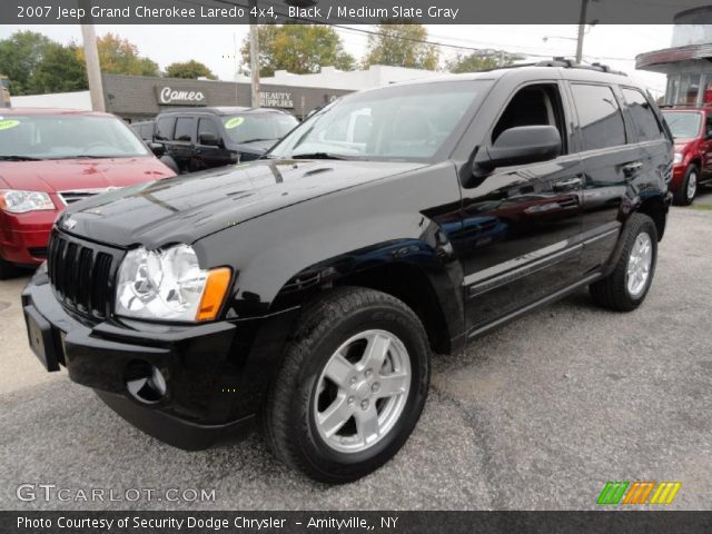 2007 Jeep Grand Cherokee Laredo 4x4 in Black