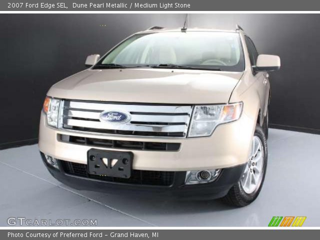 2007 Ford Edge SEL in Dune Pearl Metallic