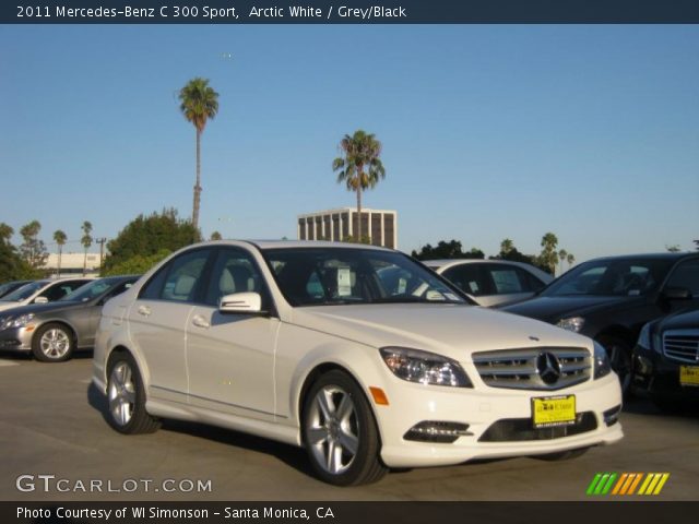 2011 Mercedes-Benz C 300 Sport in Arctic White