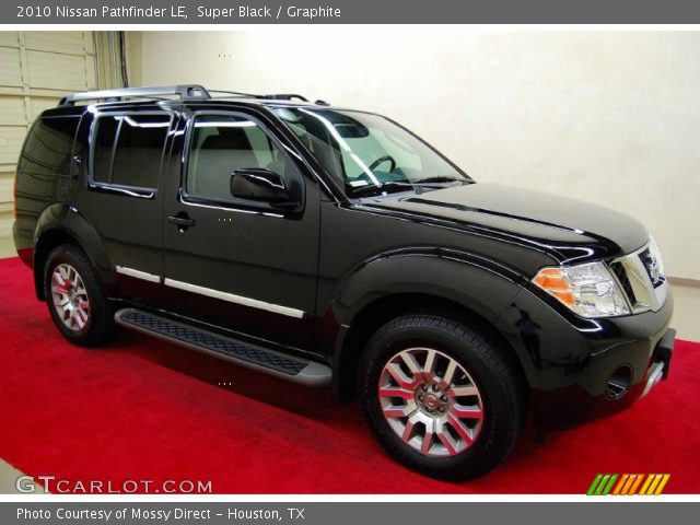 2010 Nissan Pathfinder LE in Super Black