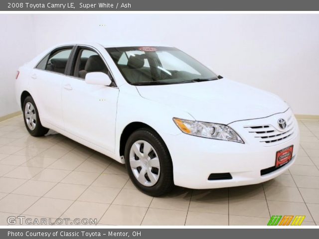 2008 Toyota Camry LE in Super White