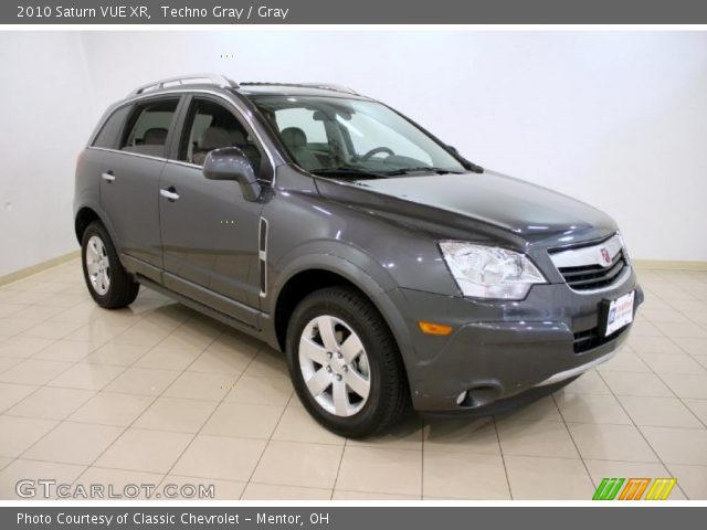 2010 Saturn VUE XR in Techno Gray