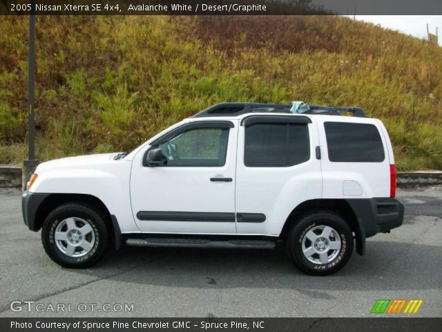 2005 Nissan Xterra SE 4x4 in Avalanche White