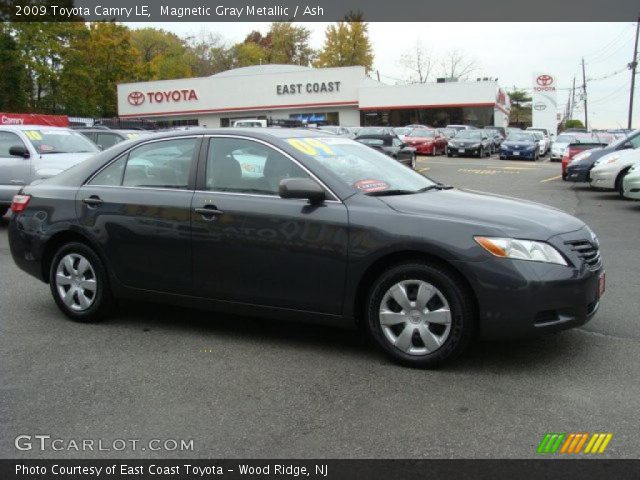 2009 Toyota Camry LE in Magnetic Gray Metallic