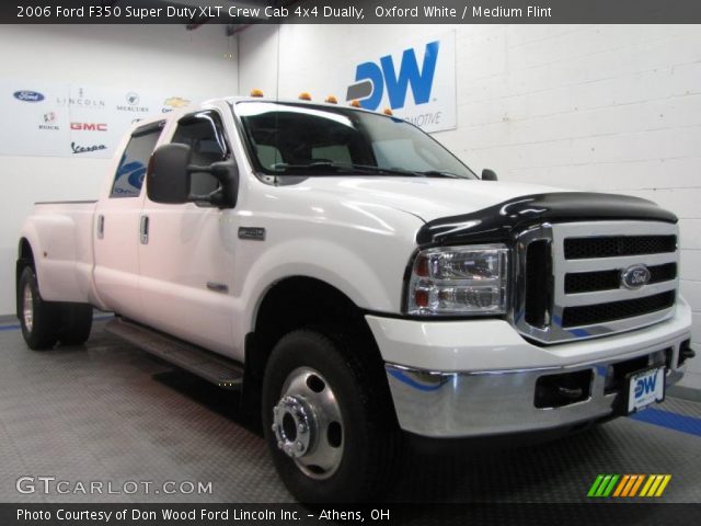 2006 Ford F350 Super Duty XLT Crew Cab 4x4 Dually in Oxford White