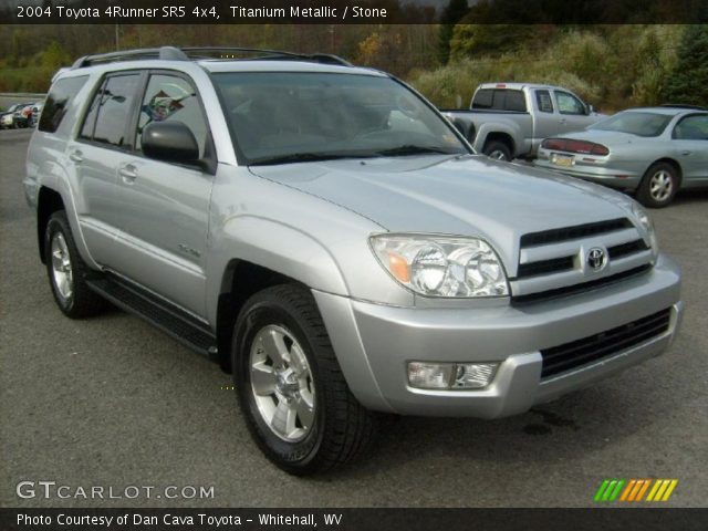 2004 Toyota 4Runner SR5 4x4 in Titanium Metallic