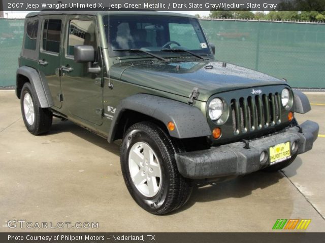 2007 Jeep Wrangler Unlimited X in Jeep Green Metallic