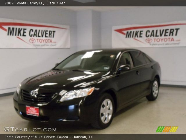 2009 Toyota Camry LE in Black