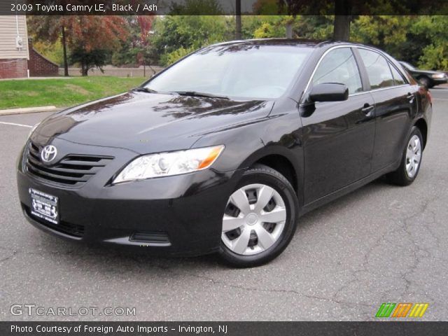 2009 Toyota Camry LE in Black