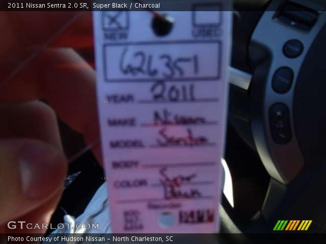 2011 Nissan Sentra 2.0 SR in Super Black