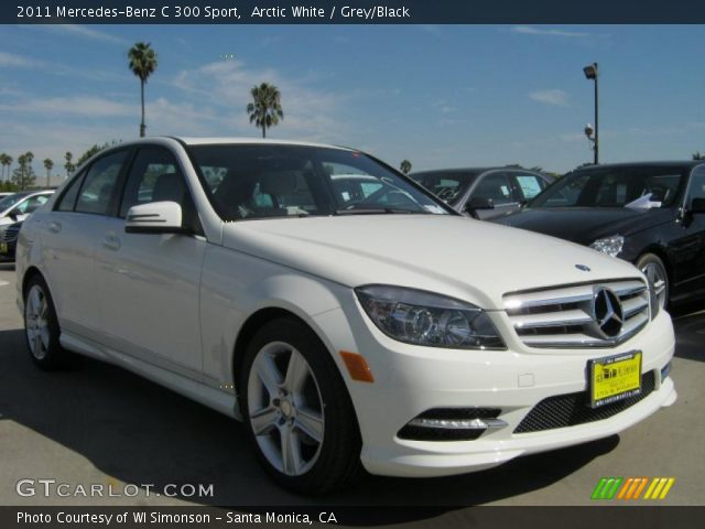 2011 Mercedes-Benz C 300 Sport in Arctic White