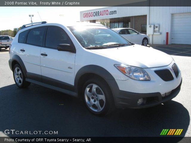 2008 Pontiac Vibe  in Frosty White