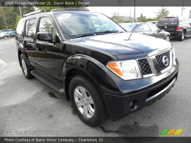2005 Nissan Pathfinder LE in Super Black