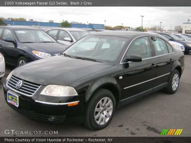 2003 Volkswagen Passat GLS Sedan in Black