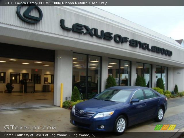 2010 Toyota Camry XLE V6 in Blue Ribbon Metallic