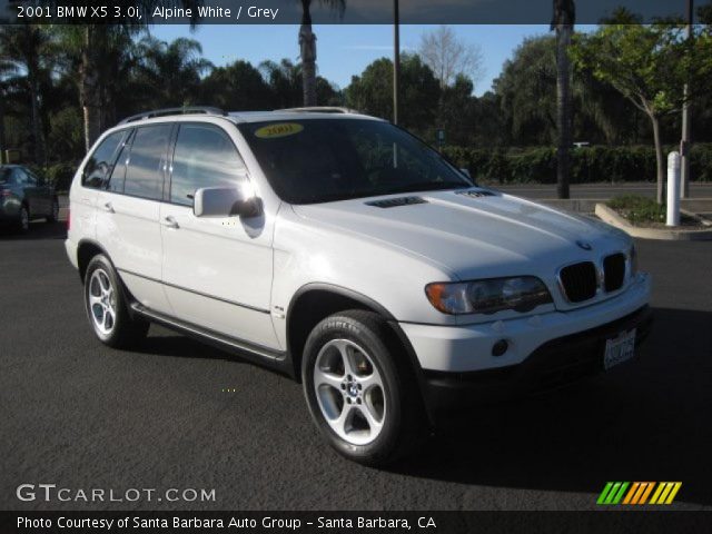 2001 BMW X5 3.0i in Alpine White