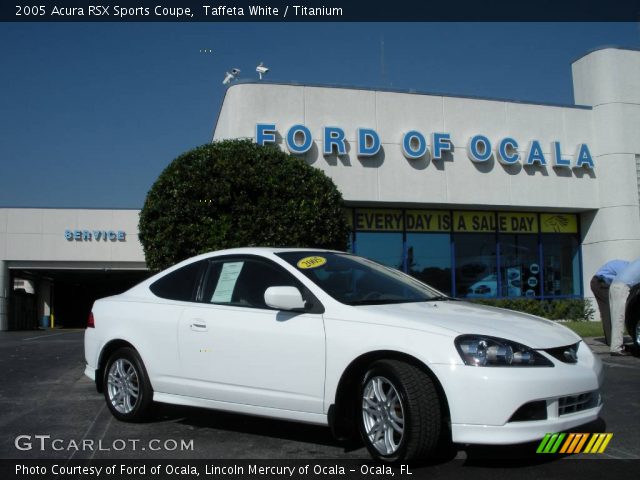 2005 Acura RSX Sports Coupe in Taffeta White