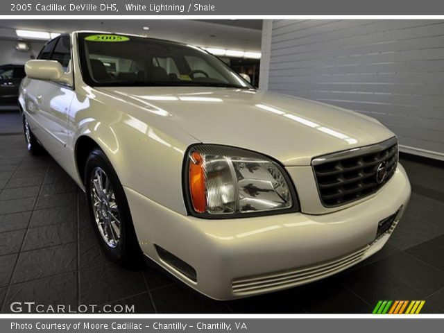 2005 Cadillac DeVille DHS in White Lightning