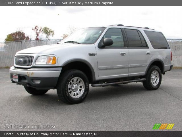 2002 Ford Expedition XLT 4x4 in Silver Metallic