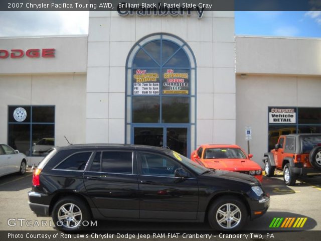 2007 Chrysler Pacifica Touring AWD in Brilliant Black