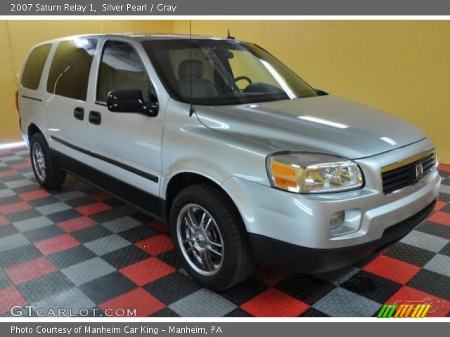2007 Saturn Relay 1 in Silver Pearl