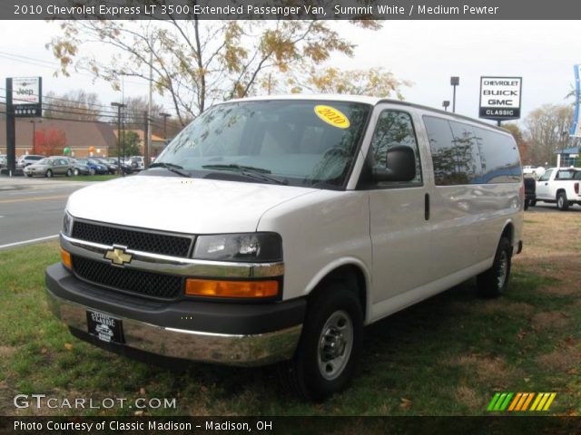 2010 Chevrolet Express LT 3500 Extended Passenger Van in Summit White