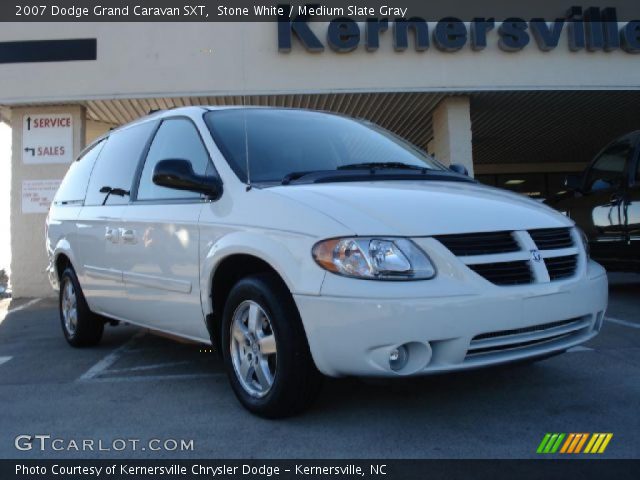 2007 Dodge Grand Caravan SXT in Stone White