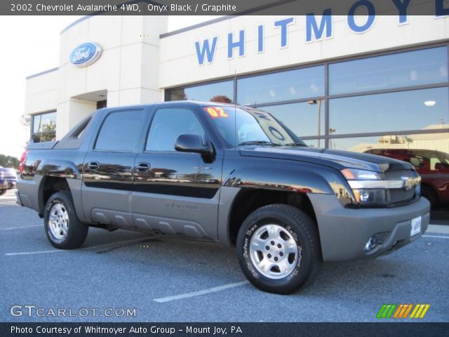 2002 Chevrolet Avalanche 4WD in Onyx Black