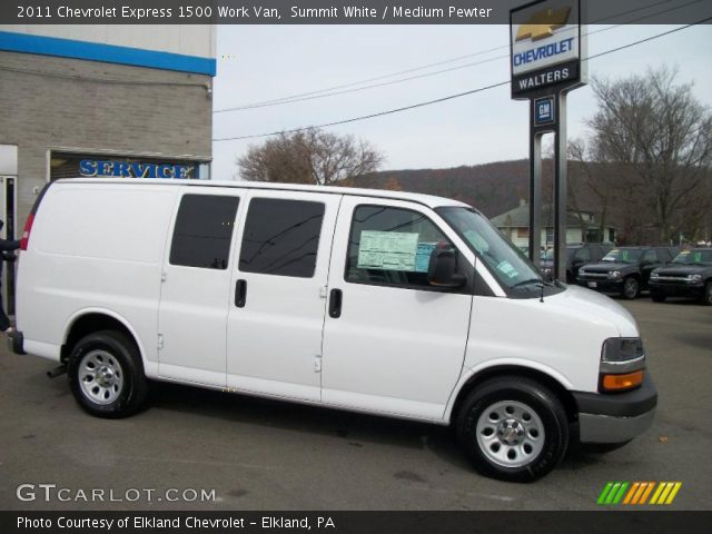 2011 Chevrolet Express 1500 Work Van in Summit White