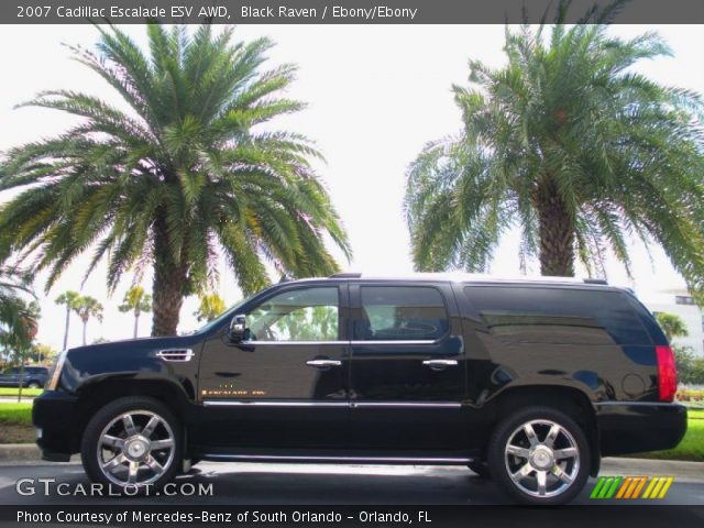 2007 Cadillac Escalade ESV AWD in Black Raven