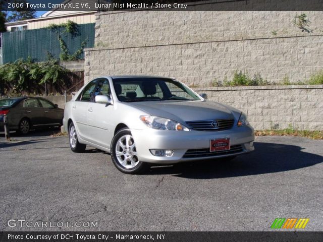 2006 Toyota Camry XLE V6 in Lunar Mist Metallic