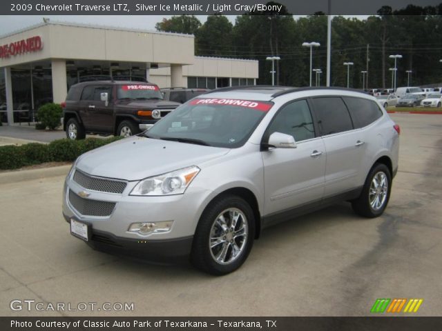 2009 Chevrolet Traverse LTZ in Silver Ice Metallic