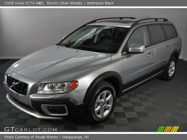 2008 Volvo XC70 AWD in Electric Silver Metallic