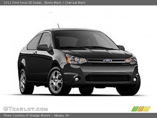 2011 Ford Focus SE Sedan in Ebony Black