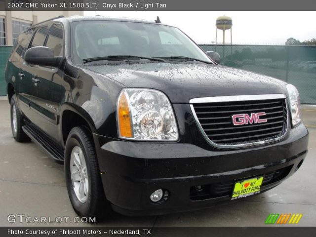 2007 GMC Yukon XL 1500 SLT in Onyx Black