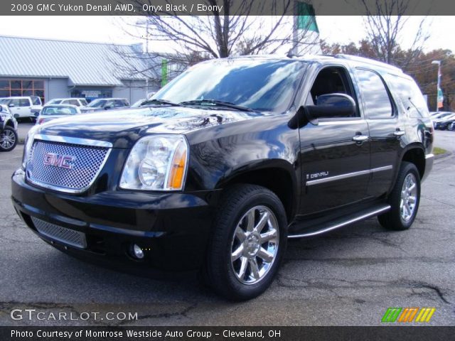 2009 GMC Yukon Denali AWD in Onyx Black