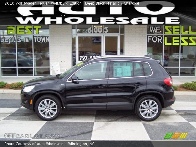 2010 Volkswagen Tiguan Wolfsburg Edition in Deep Black Metallic