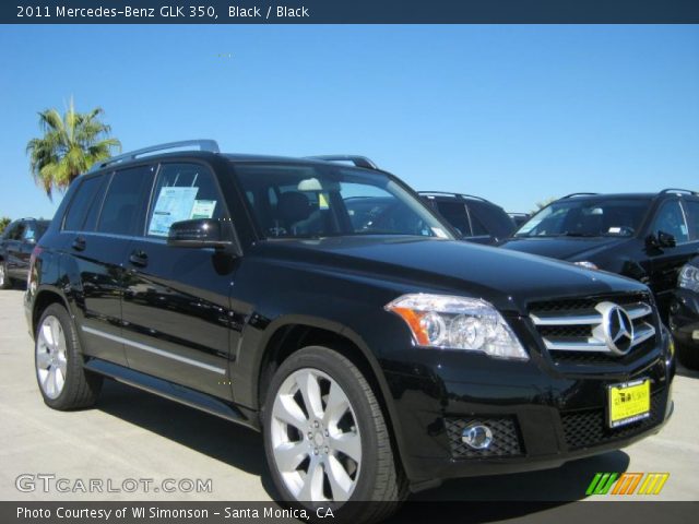 2011 Mercedes-Benz GLK 350 in Black